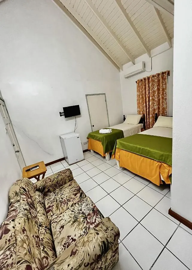 Konukevi E.W.B. Properties Basseterre